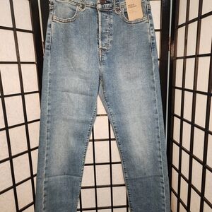 NWT Levi's Classic Wedgie Straight High Rise Jeans
